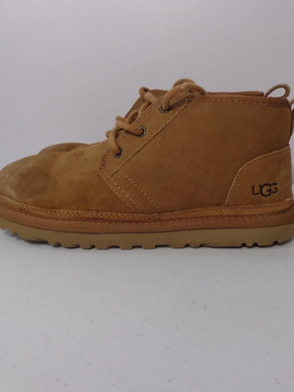 UGG 1094269 Neumel Chestnut Brown Suede Fur Low Women's Boots Size 8